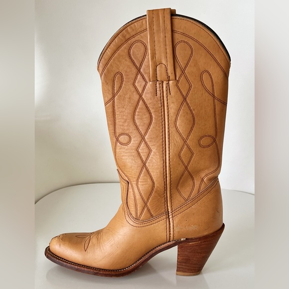 Vintage Frye Camel Coastal Cowgirl Southwest Boots Size 7.5 Narrow - Picture 10 of 16